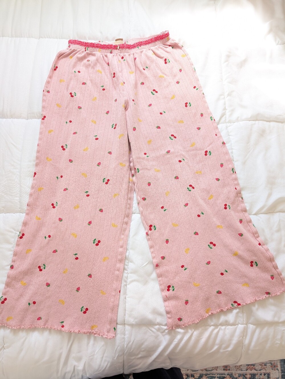Messy Bun Just Chillin Wide Leg Cherry And Fruit Pajama Bottoms Size Medium